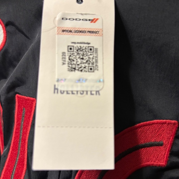 Holilister Race Jacket ( windbreaker) xs fairly new - Picture 3 of 7